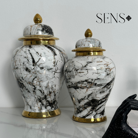 Vase blanc marbré