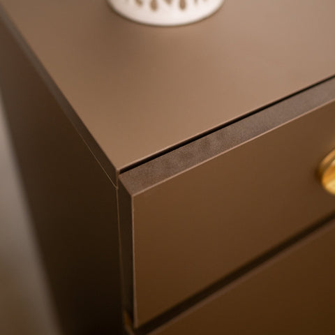 AURA SHOEBOX