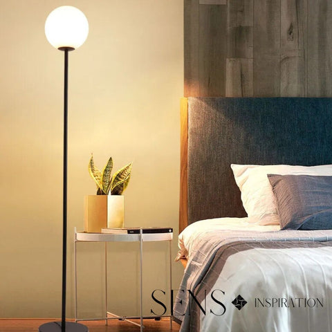 Lampadaire Lune Scandinave
