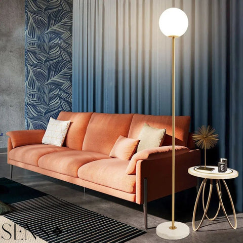 Lampadaire Lune Scandinave